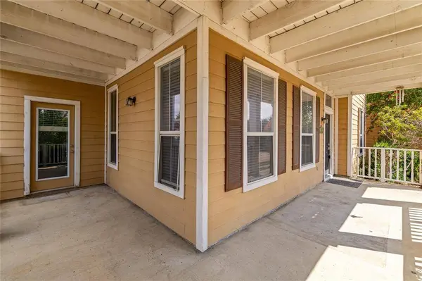 1501 Chestnut Drive, Savannah, TX 76227