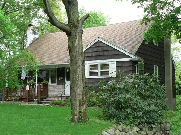 34 Post Brook Rd, West Milford Twp., NJ 07480