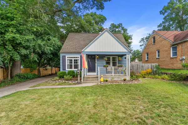 876 Burke NE Avenue, Grand Rapids, MI 49503