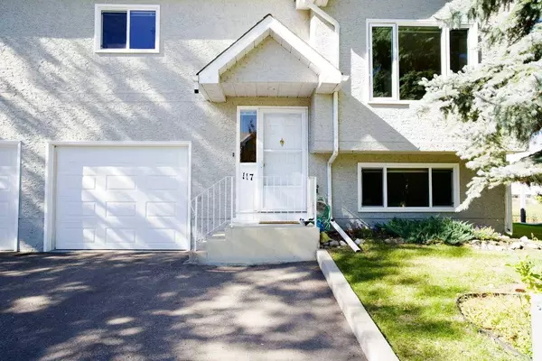 117 Fairway VW NW, High River, AB T1V 1C9