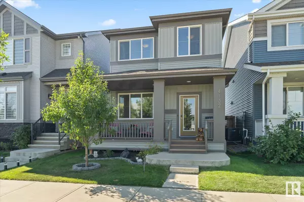 4132 CHAPPELLE GR SW, Edmonton, AB T6W 3R2