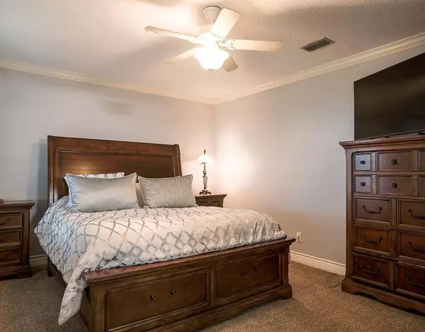 191 County Road 77cc, Hallettsville, TX 77964