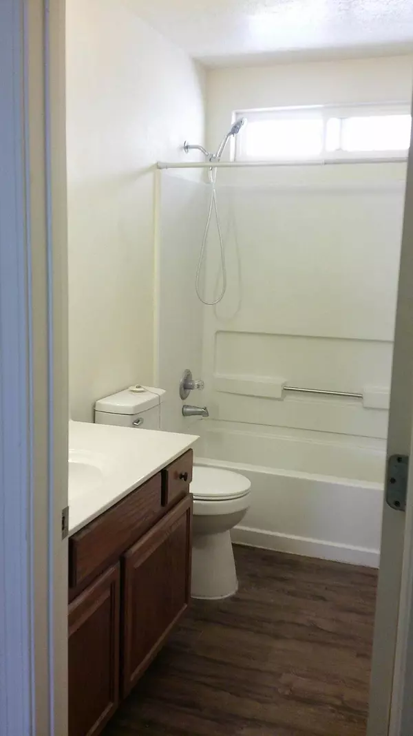 1465 Penasco RD NE, Rio Rancho, NM 87144