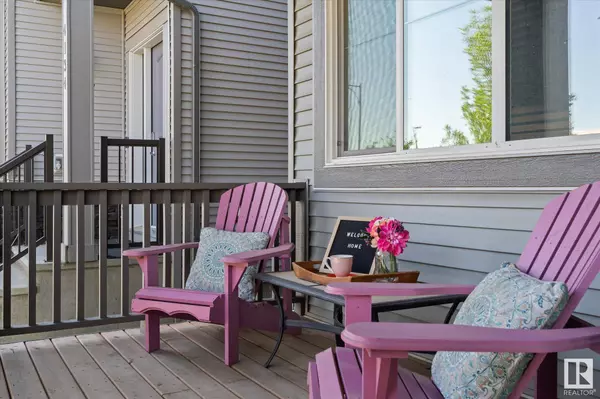 4132 CHAPPELLE GR SW, Edmonton, AB T6W 3R2