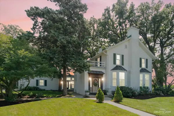 3S701 Deerpath RD, North Aurora, IL 60542