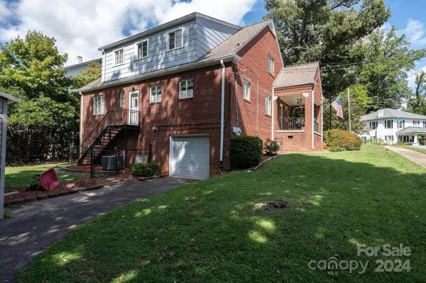 201 Beall ST NW, Lenoir, NC 28645