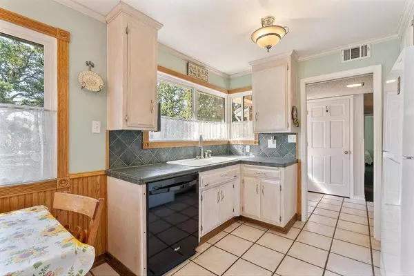 4990 Pasadena AVE, Sacramento, CA 95841