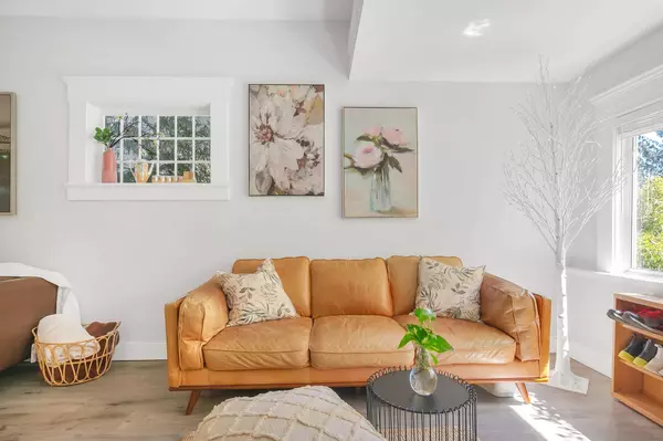 1577 E 26TH AVE, Vancouver, BC V5N 2W1