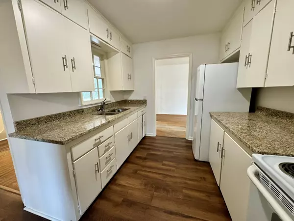 601 S Independence Avenue, Russellville, AR 72801