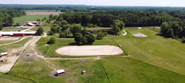 61160 34th Avenue, Bangor, MI 49013