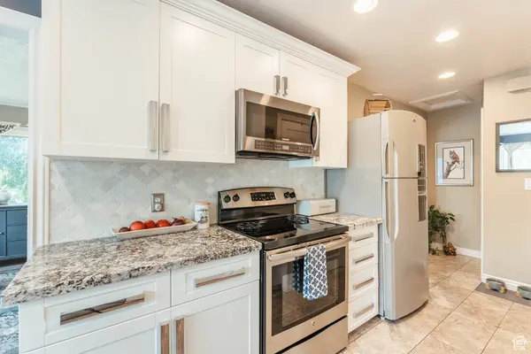 905 E MARK AVE S, Salt Lake City, UT 84106