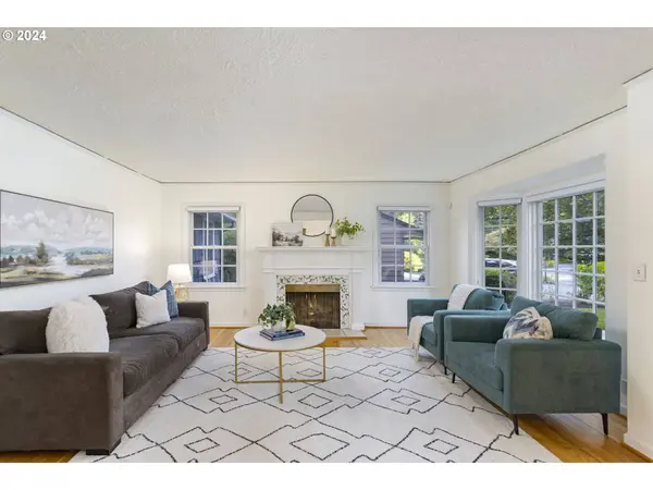 3890 SW 94TH AVE, Portland, OR 97225