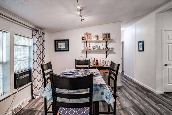 4 Pine Cone DR, Alfred, ME 04002