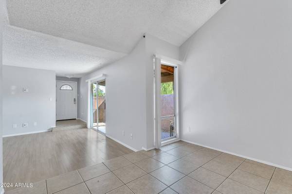 900 S HACIENDA Drive #A, Tempe, AZ 85281