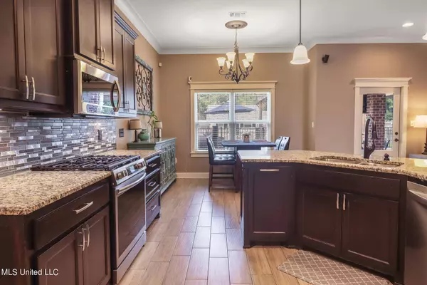 311 Goose Pointe Boulevard, Biloxi, MS 39531