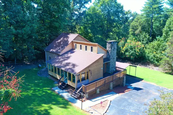 7750 Woodland Hills RD, Hickory, NC 28602