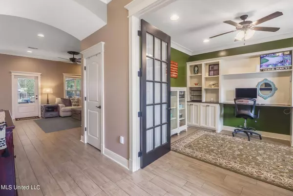 311 Goose Pointe Boulevard, Biloxi, MS 39531