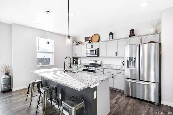 422 Sunset CT, Fort Lupton, CO 80621