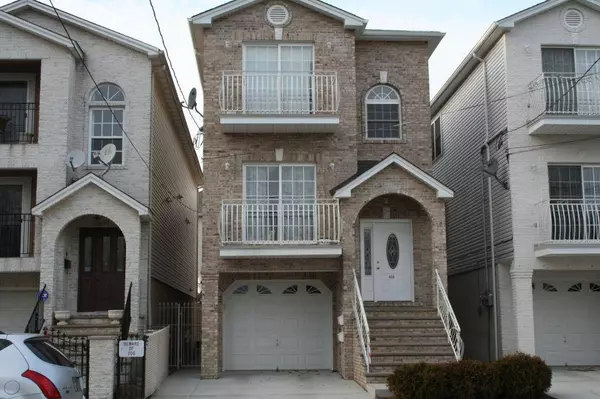 217-223 Pearl St, Branchburg Twp., NJ 08853