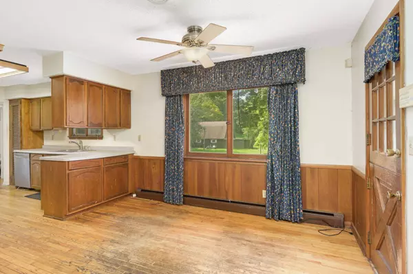 285 County Road 19, Minnetrista, MN 55364