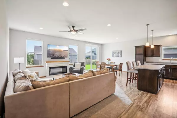 7139 Field Flower Way, Madison, WI 53718