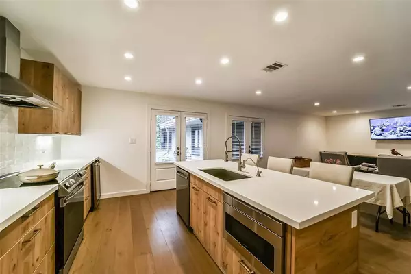 1410 Hyde Park BLVD #106, Houston, TX 77006