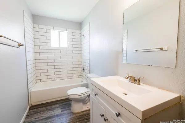 7642 OAK CHASE, San Antonio, TX 78239-3552