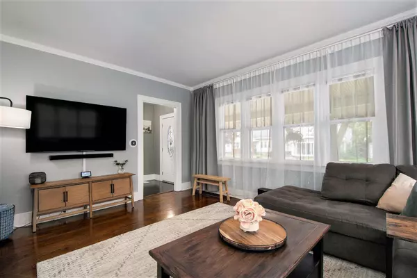 419 Storrs SE Street, Grand Rapids, MI 49507