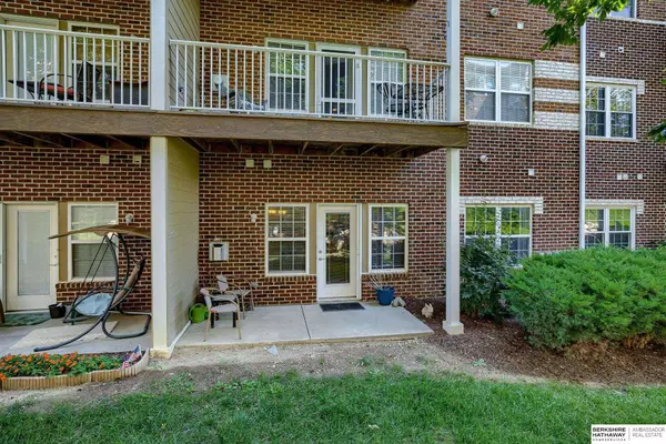 3310 N 147 Court  #2105, Omaha, NE 68116