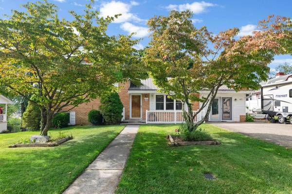 625 Betty DR, Christiansburg, VA 24073