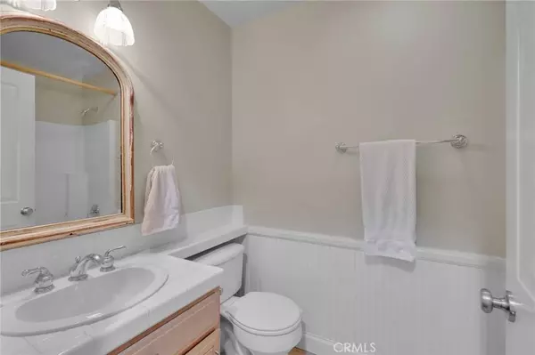 28619 Black Oak LN, Castaic, CA 91384