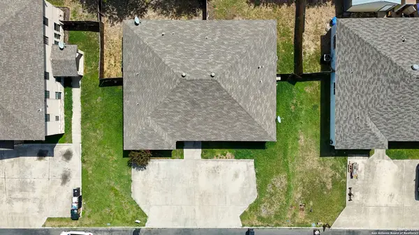 7642 OAK CHASE, San Antonio, TX 78239-3552