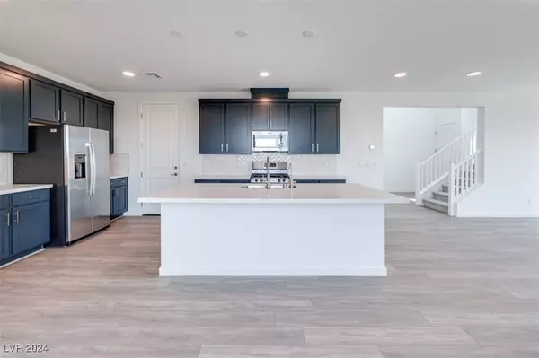 1121 Azure Jay Avenue, North Las Vegas, NV 89084