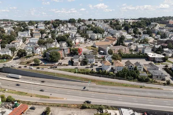 17 Ward St, Worcester, MA 01610