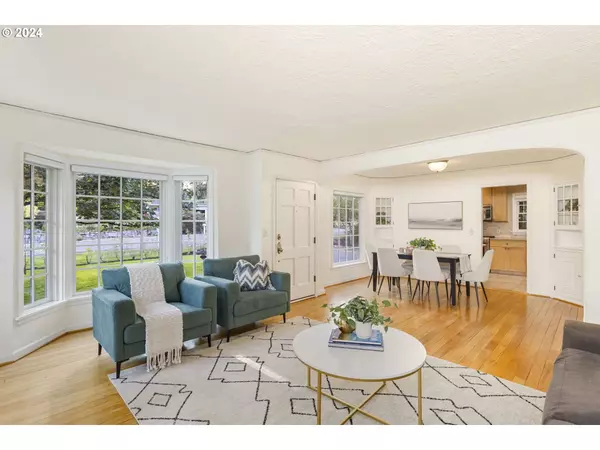 3890 SW 94TH AVE, Portland, OR 97225