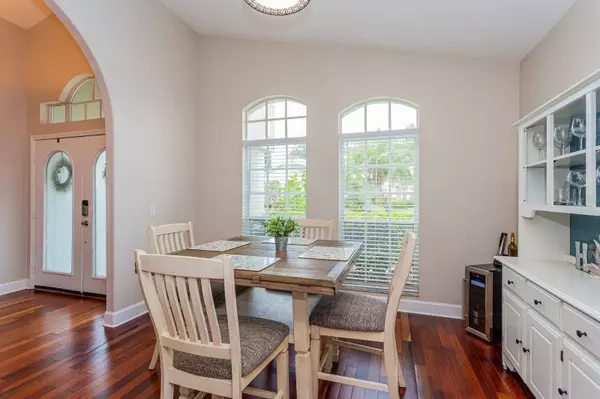 739 WATERLAND CT, Orlando, FL 32828