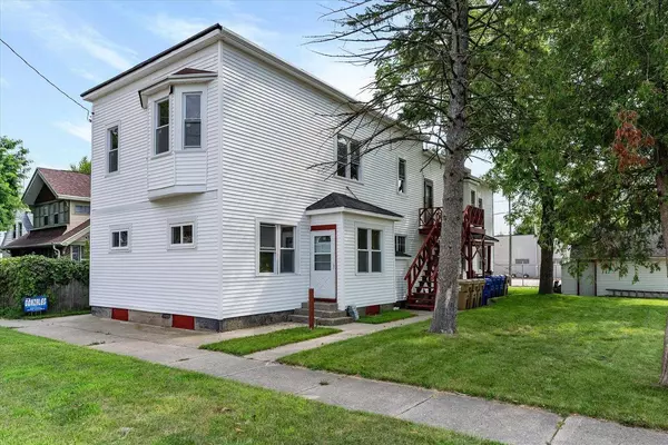 3921 14th, Kenosha, WI 53141