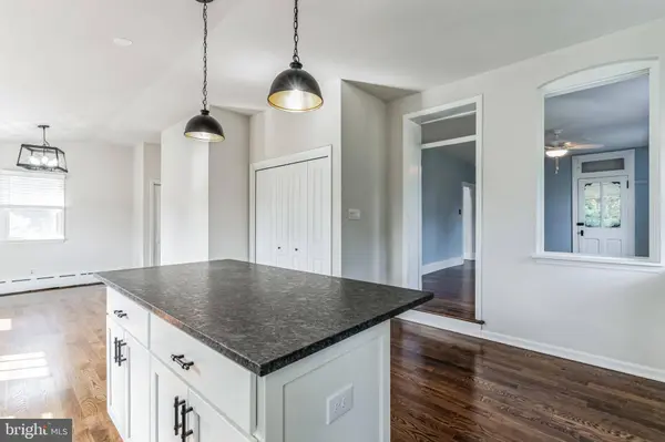 7121 OLD EASTON RD, Pipersville, PA 18947