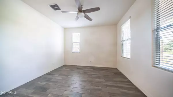 21984 N 97TH Glen, Peoria, AZ 85383