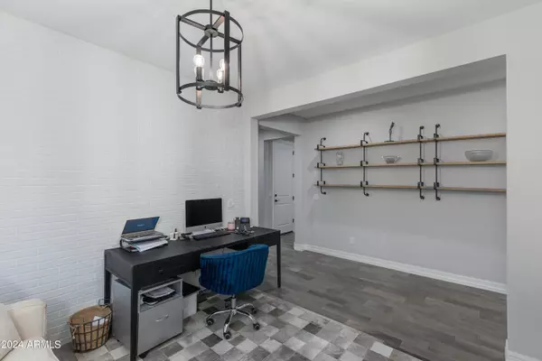 17178 W WILDWOOD Street, Surprise, AZ 85388