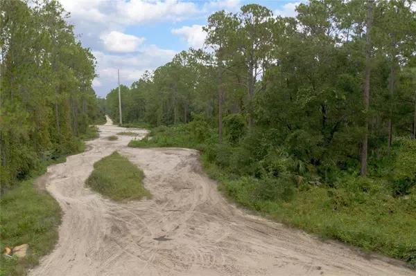 12TH AVE, Deland, FL 32724