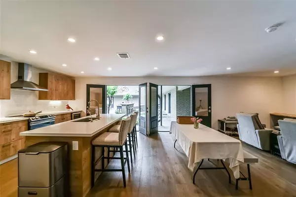 1410 Hyde Park BLVD #106, Houston, TX 77006