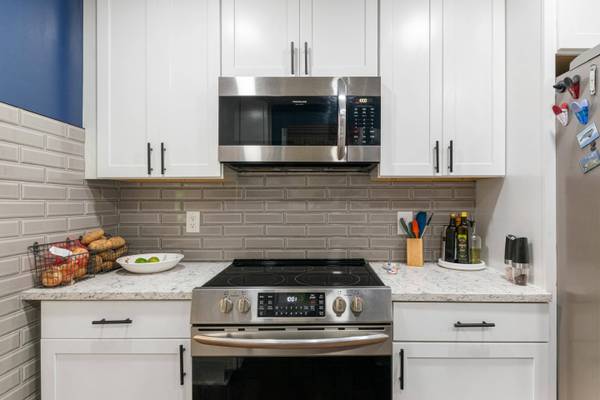 625 Betty DR, Christiansburg, VA 24073