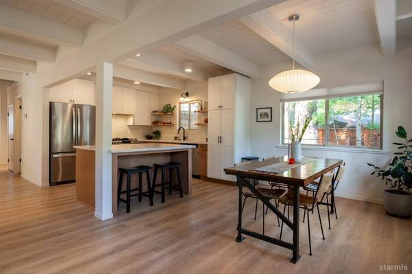 1584 Plateau Circle, South Lake Tahoe, CA 96150