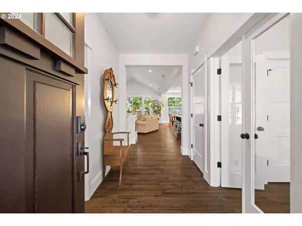 3642 SE MYRTLEWOOD LN, Gresham, OR 97080