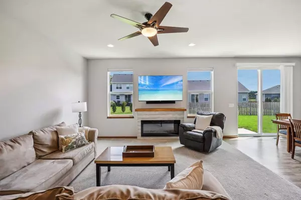 7139 Field Flower Way, Madison, WI 53718