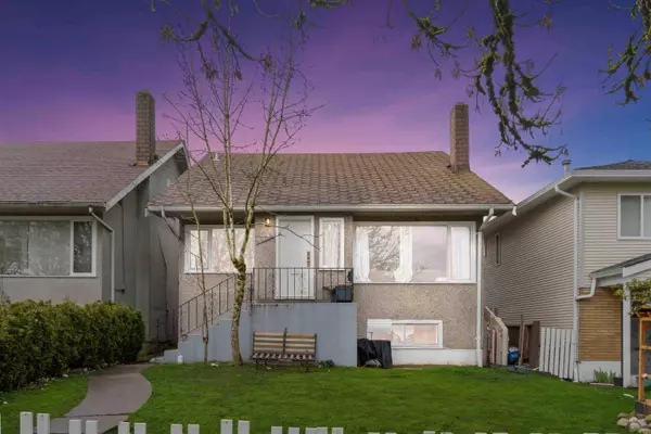 5735 EARLES ST, Vancouver, BC V5R 3S4