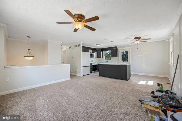 1628 LEE ST, Chambersburg, PA 17201