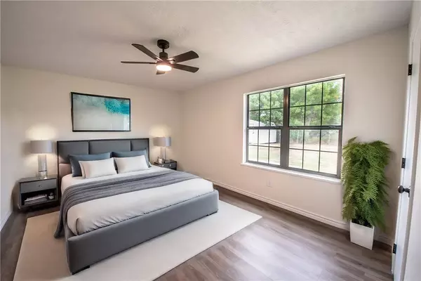 203 Heatherbrook, Somerville, TX 77879