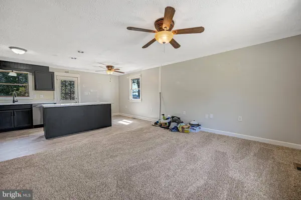 1628 LEE ST, Chambersburg, PA 17201